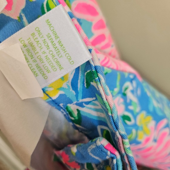 Lilly Pulitzer Buttercup Stretch Shorts sz 10 Zanzibar Blue Pink‎ Scallop - Picture 5 of 6